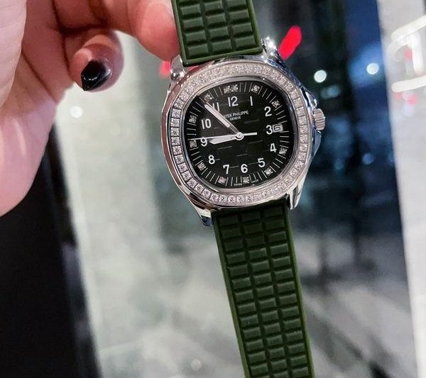 Replica Patek Philippe 35.6mm 102267