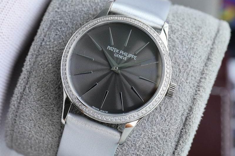 Replica Patek Philippe 33mm 101537