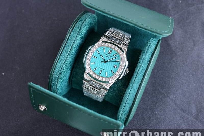 Replica Patek Philippe watch 083125