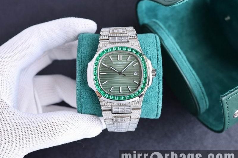 Replica Patek Philippe watch 083124