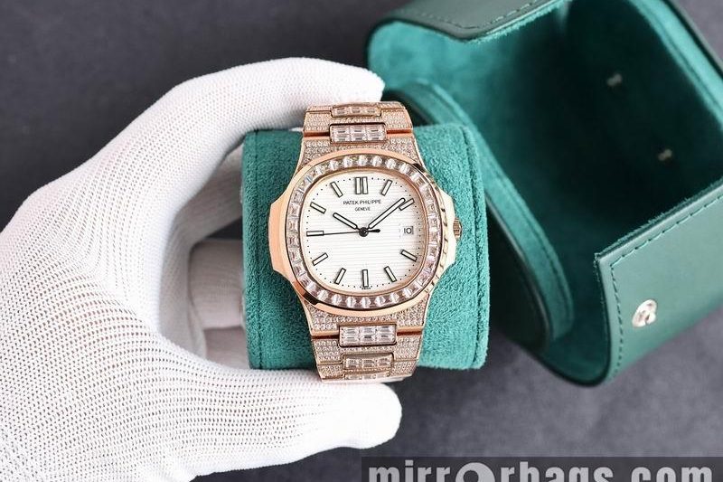 Replica Patek Philippe watch 083121
