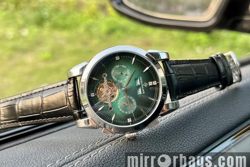 Replica Patek Philippe 42mm 050818