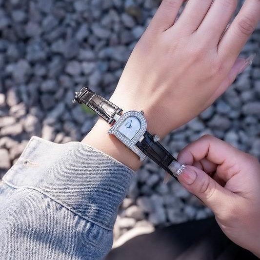 Replica Piaget watch 0224105