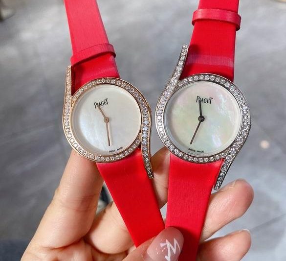 Replica Piaget women 32mm M17