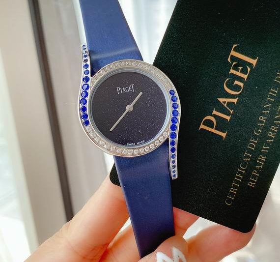 Replica Piaget women 32mm M05
