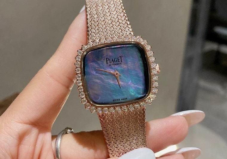 Replica Piaget women 34mm M01