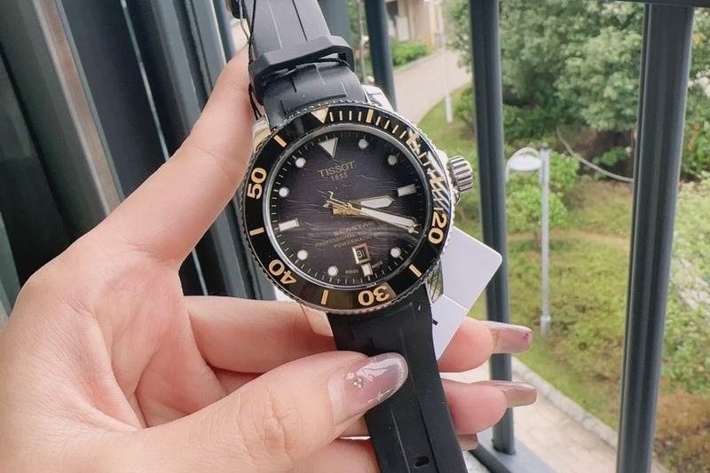 Replica Tissot watch 102452