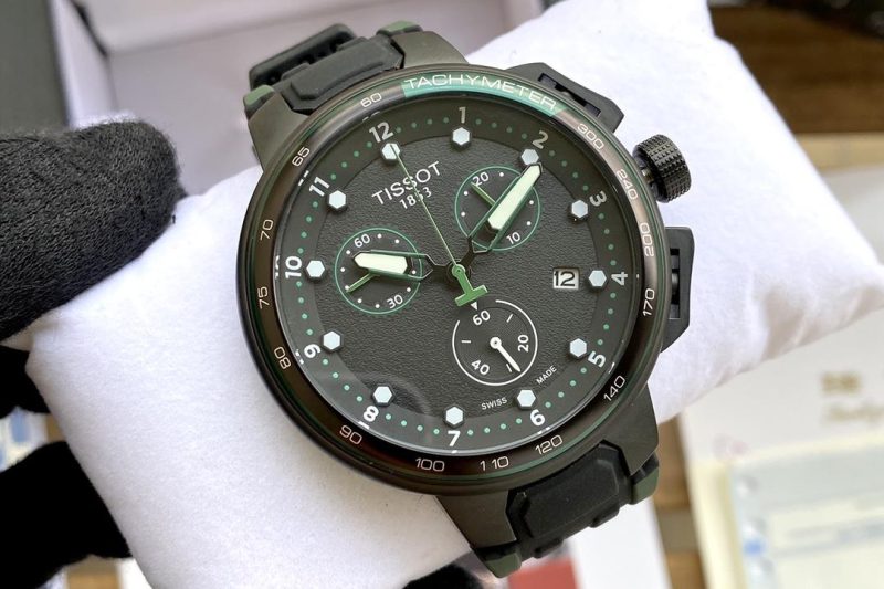 Replica Tissot 44.5mm 2nms22