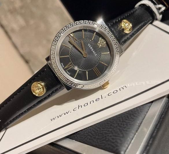 Replica Versace watch 36mm M09