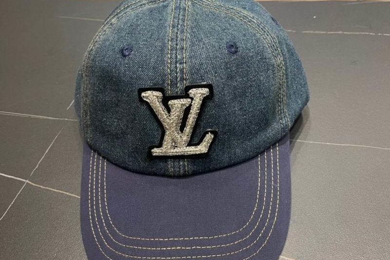 Replica LV Hat 041414