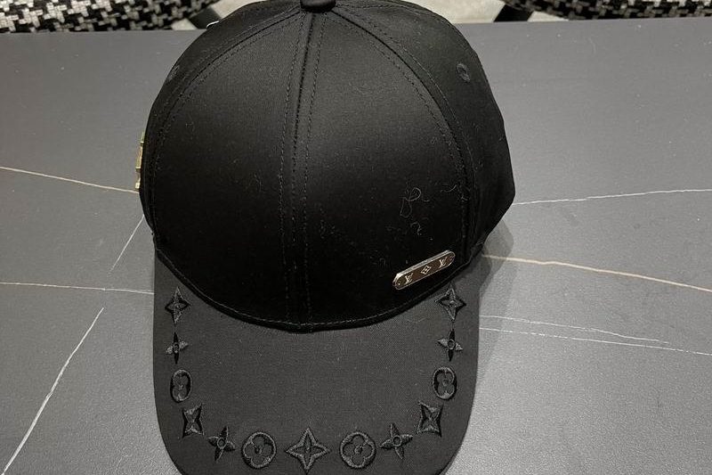 Replica LV Hat 041407