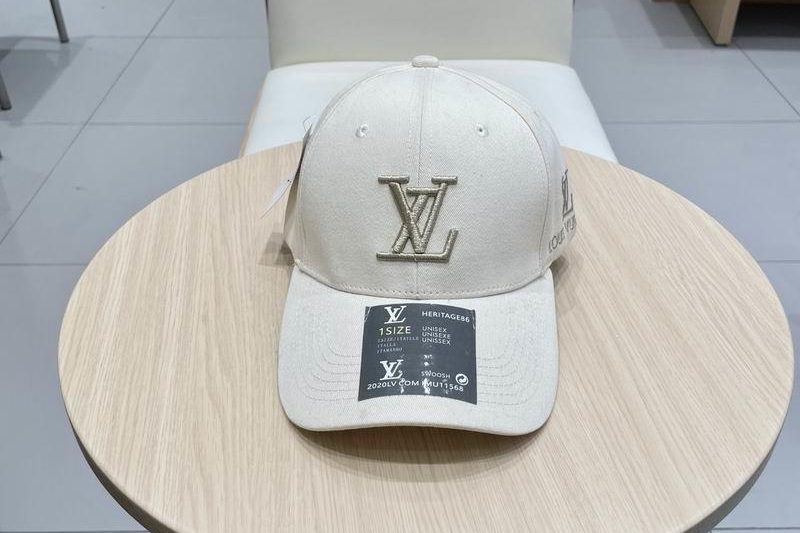 Replica LV Hat 040207