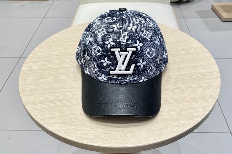 Replica LV Hat 040202