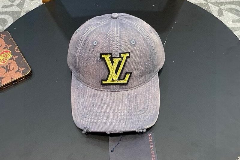 Replica LV Hat 030941