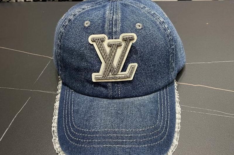Replica LV Hat 030908