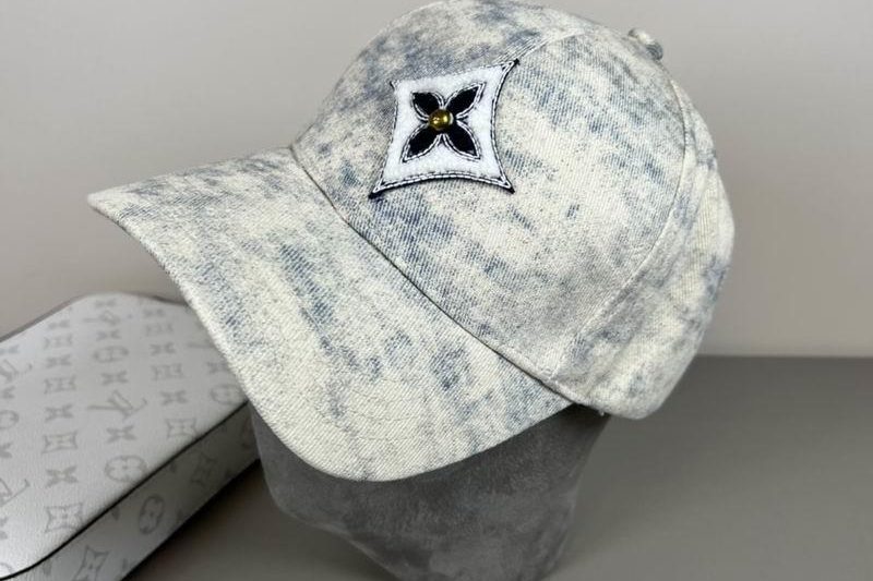 Replica LV Hat dx17