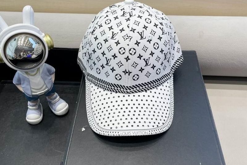 Replica LV Hat 010403