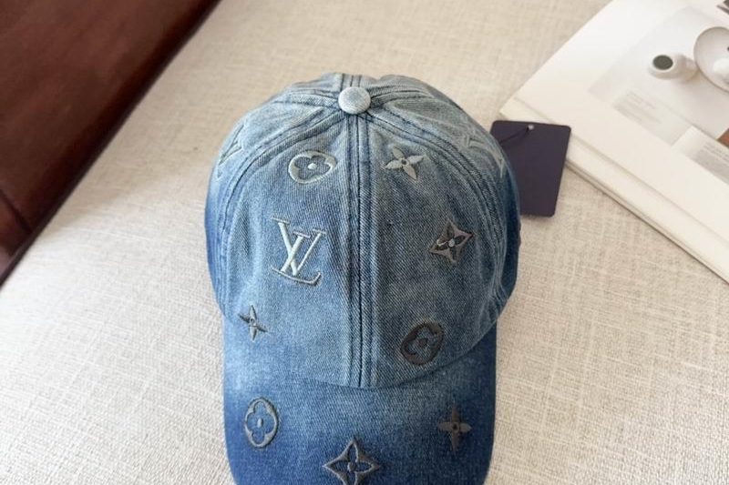 Replica LV cap dx116