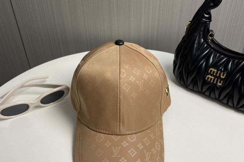 Replica LV cap 081802