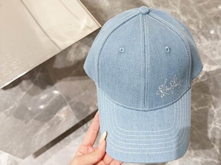 Replica LV cap dx98