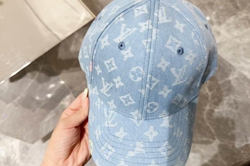 Replica LV cap dx97