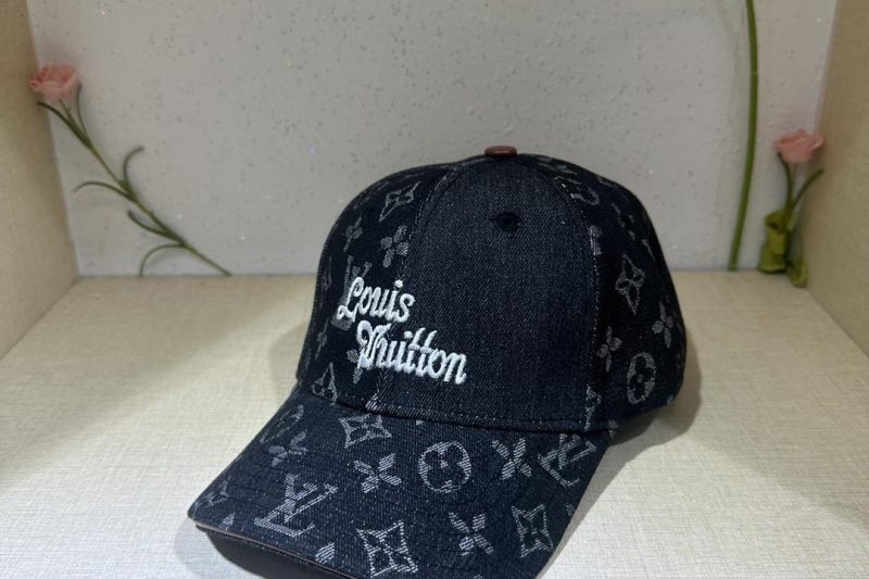 Replica LV cap 080203