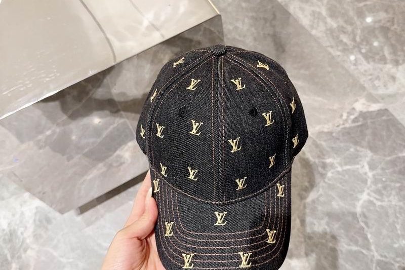 Replica LV cap 072805