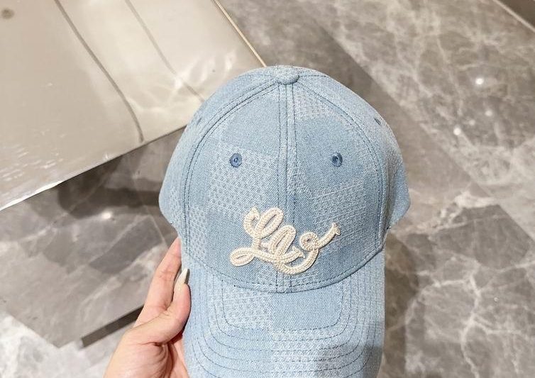Replica LV cap 072804
