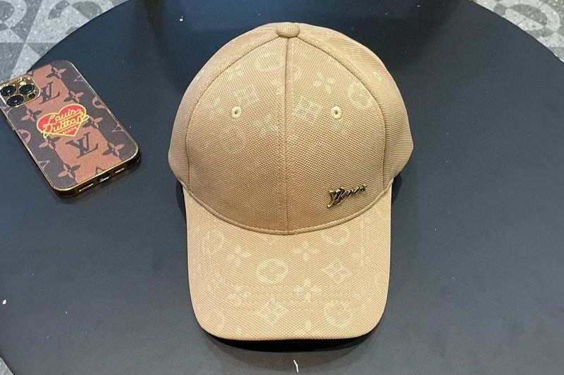 Replica LV Cap 072212