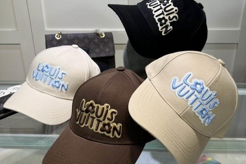 Replica LV cap 071306