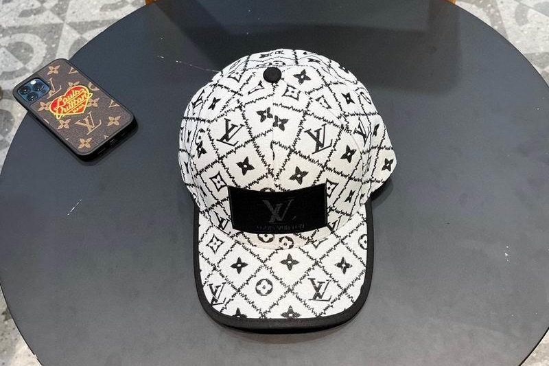 Replica LV cap 042808