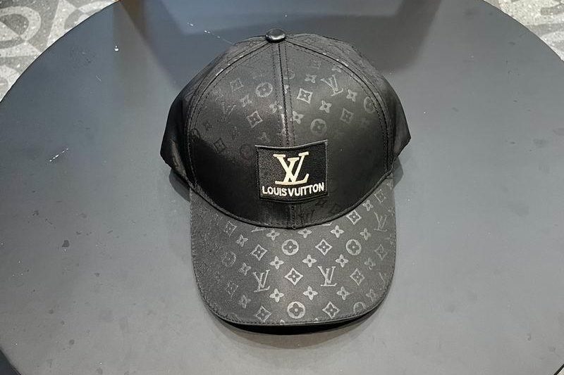 Replica LV cap 042802