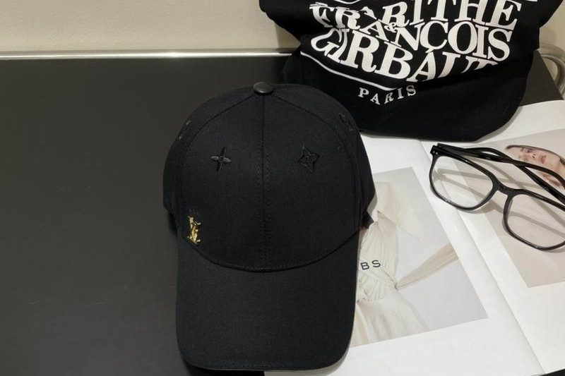 Replica LV cap 042701
