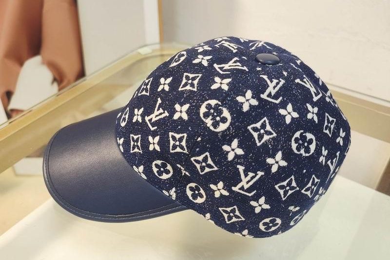 Replica LV Hat dx143