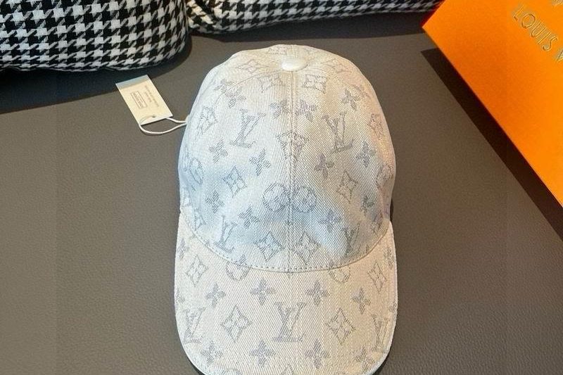 Replica LV Hat dx01