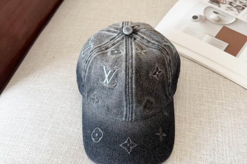 Replica LV cap dx112