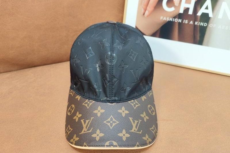 Replica LV Hat dx81