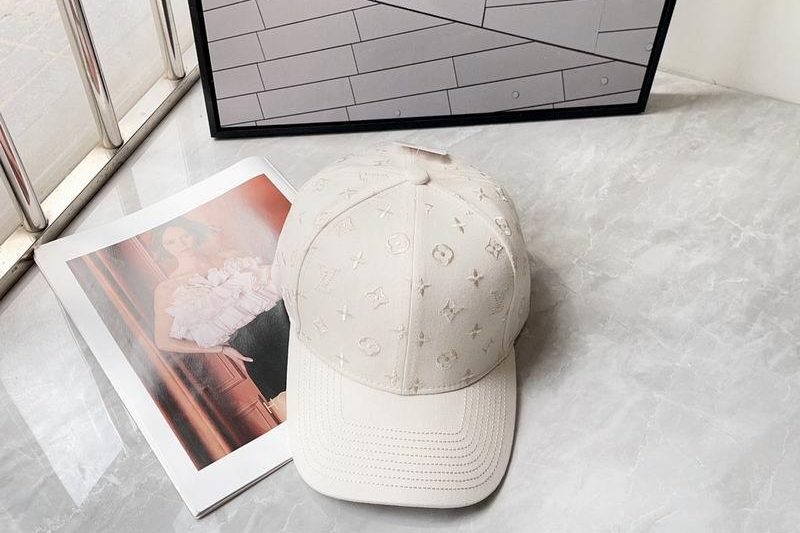 Replica LV Hat 050703