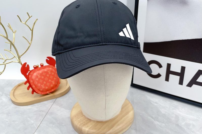 Replica Adidas cap dx03