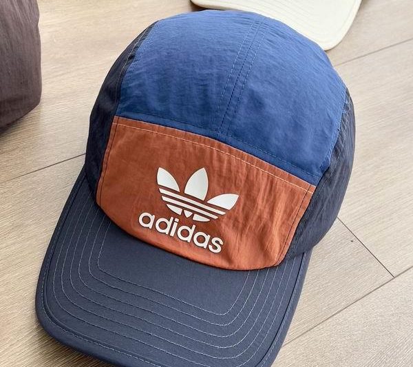 Replica Adidas cap dx01