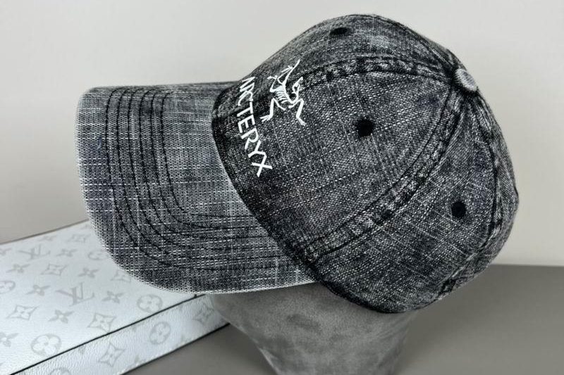 Replica Arcteryx cap dx16