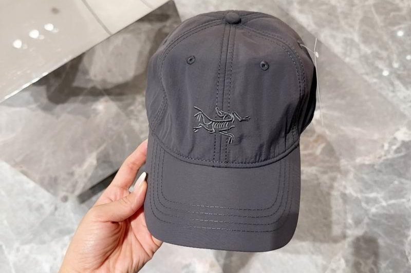 Replica Arcteryx cap dx11