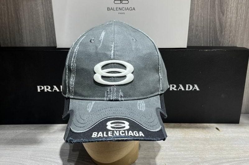 Replica Balenciaga cap hm09