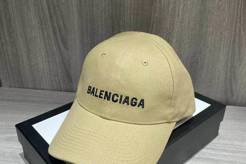 Replica Balenciaga cap hm07