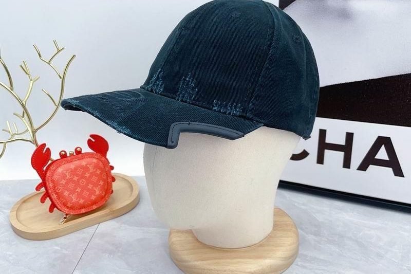 Replica Balenciaga cap dx120