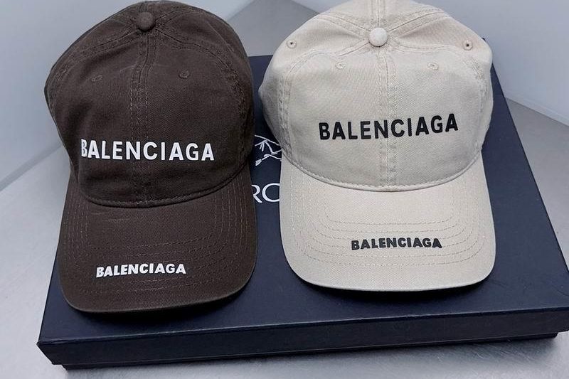 Replica Balenciaga Cap hm42