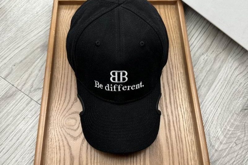 Replica Balenciag cap dx77