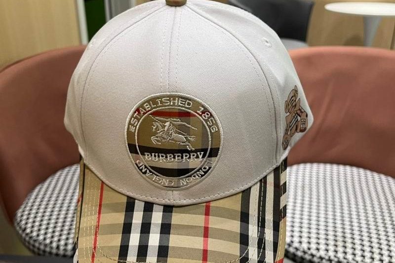 Replica Burberry cap 053103