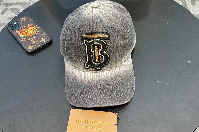 Replica Burberry cap 042802