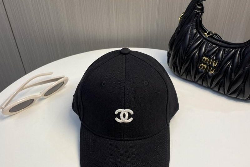 Replica Chanel cap hm04